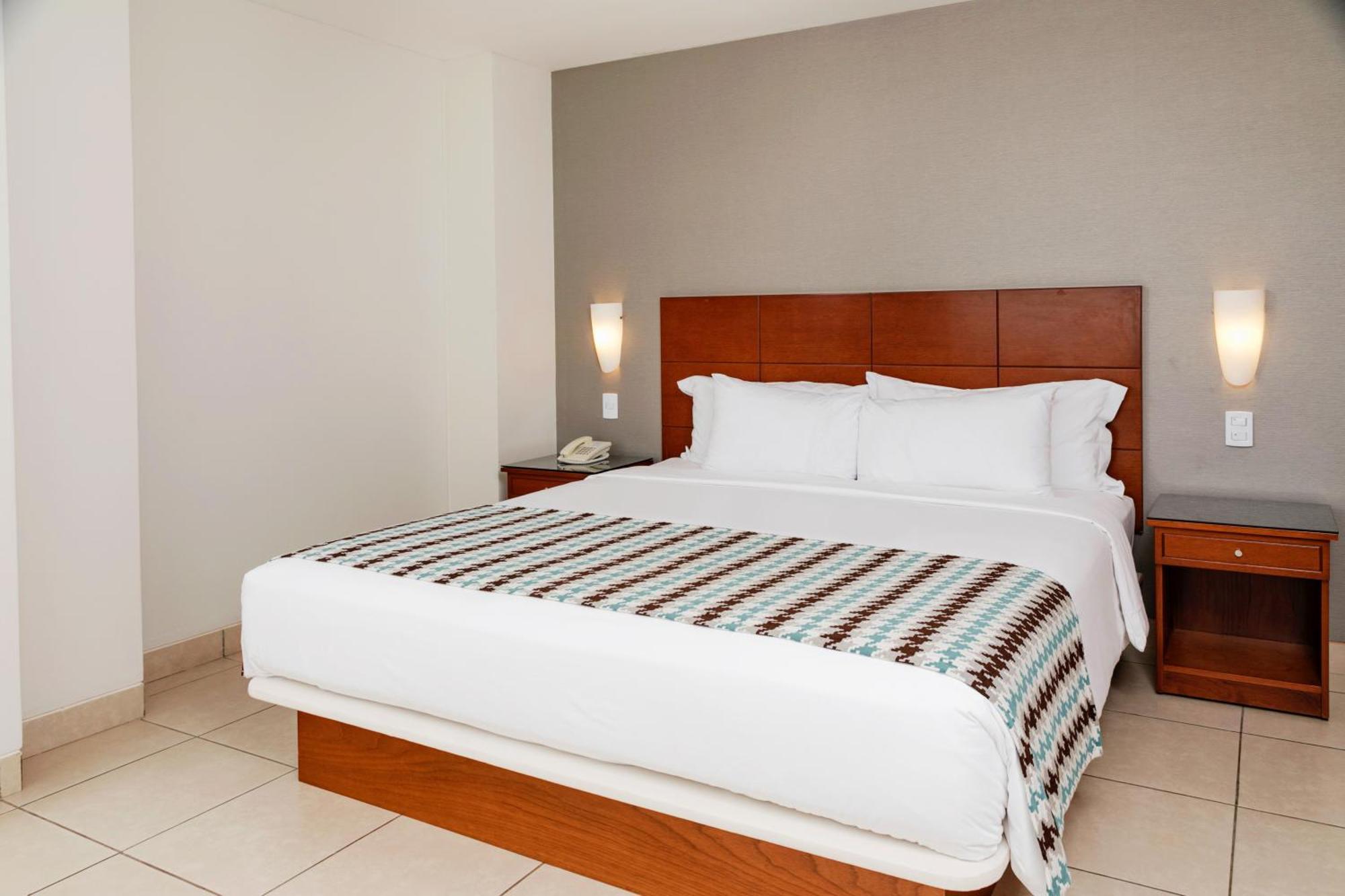 Wyndham Costa Del Sol Pucallpa Eksteriør bilde