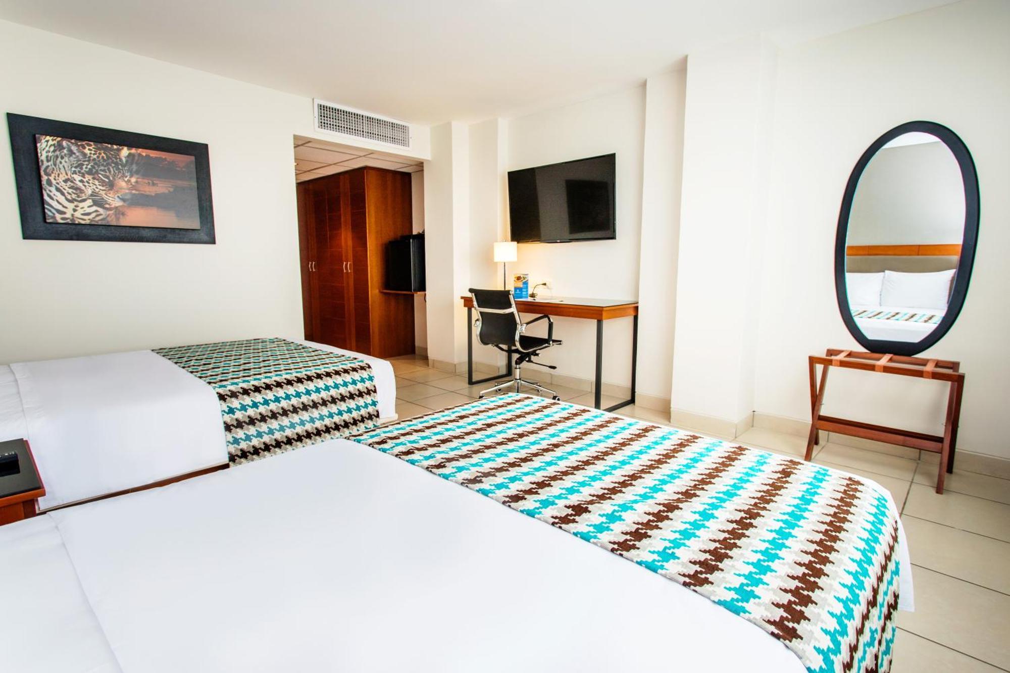 Wyndham Costa Del Sol Pucallpa Eksteriør bilde