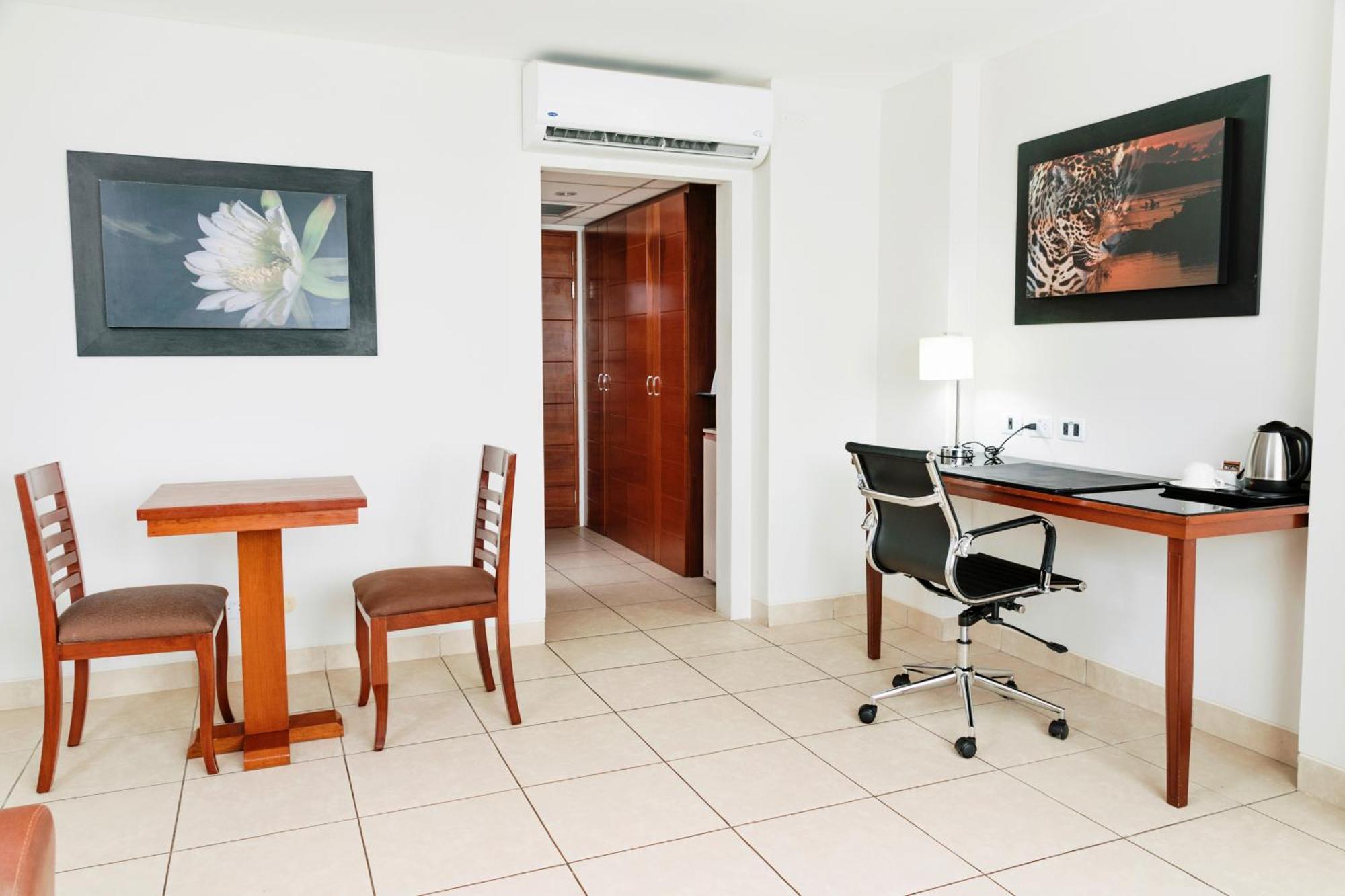 Wyndham Costa Del Sol Pucallpa Eksteriør bilde