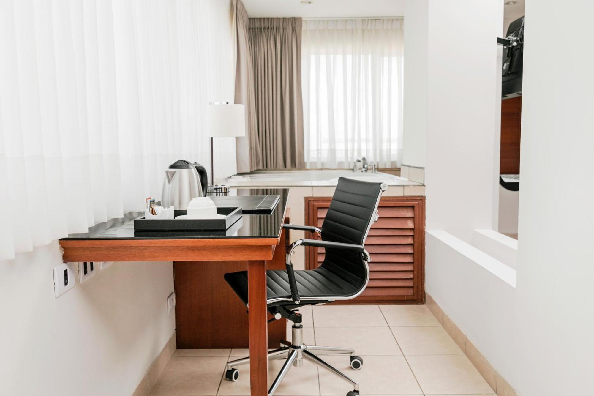 Wyndham Costa Del Sol Pucallpa Eksteriør bilde