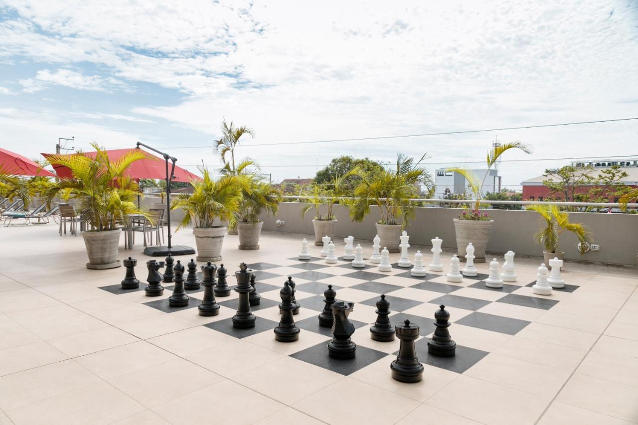 Wyndham Costa Del Sol Pucallpa Eksteriør bilde Rooftop
