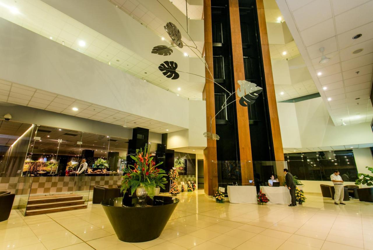 Wyndham Costa Del Sol Pucallpa Eksteriør bilde Lobby