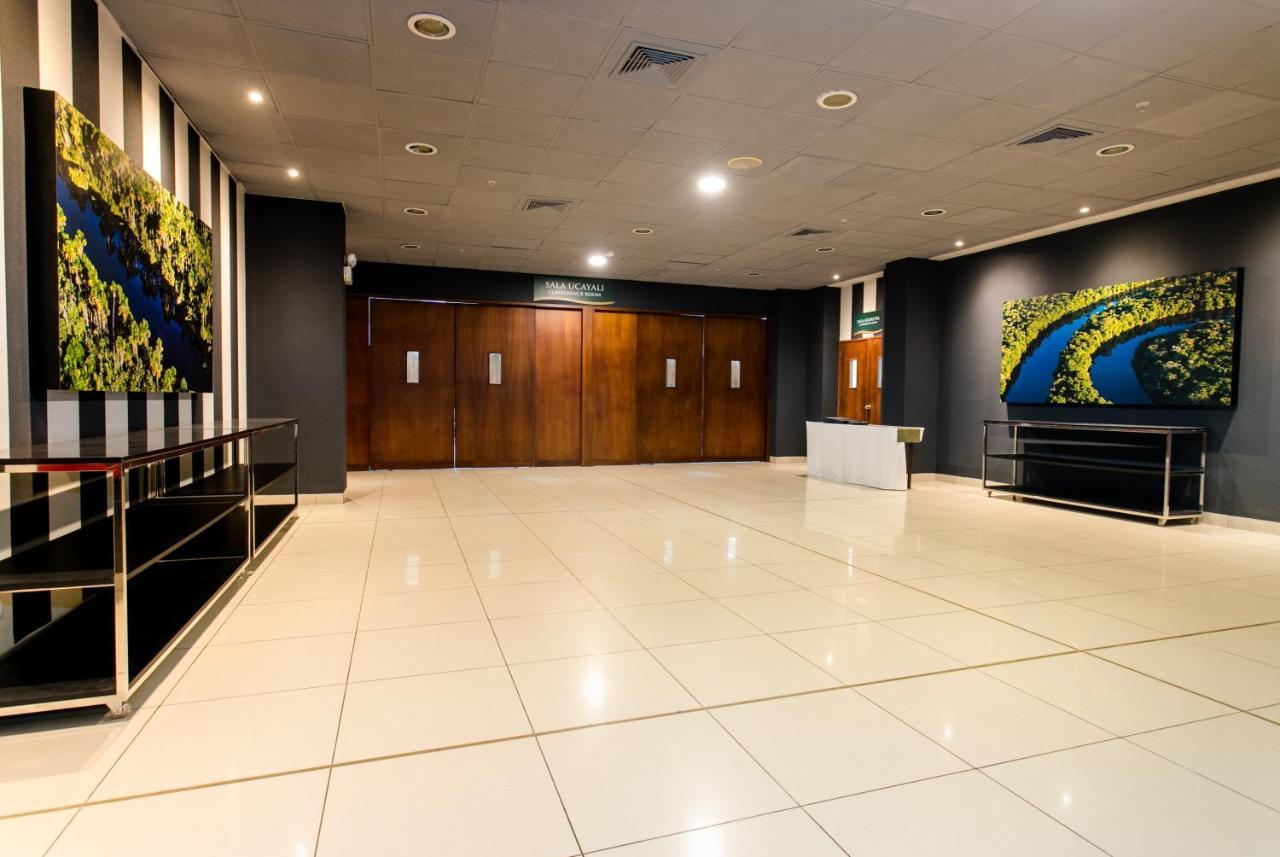 Wyndham Costa Del Sol Pucallpa Eksteriør bilde The foyer of the Great Hall